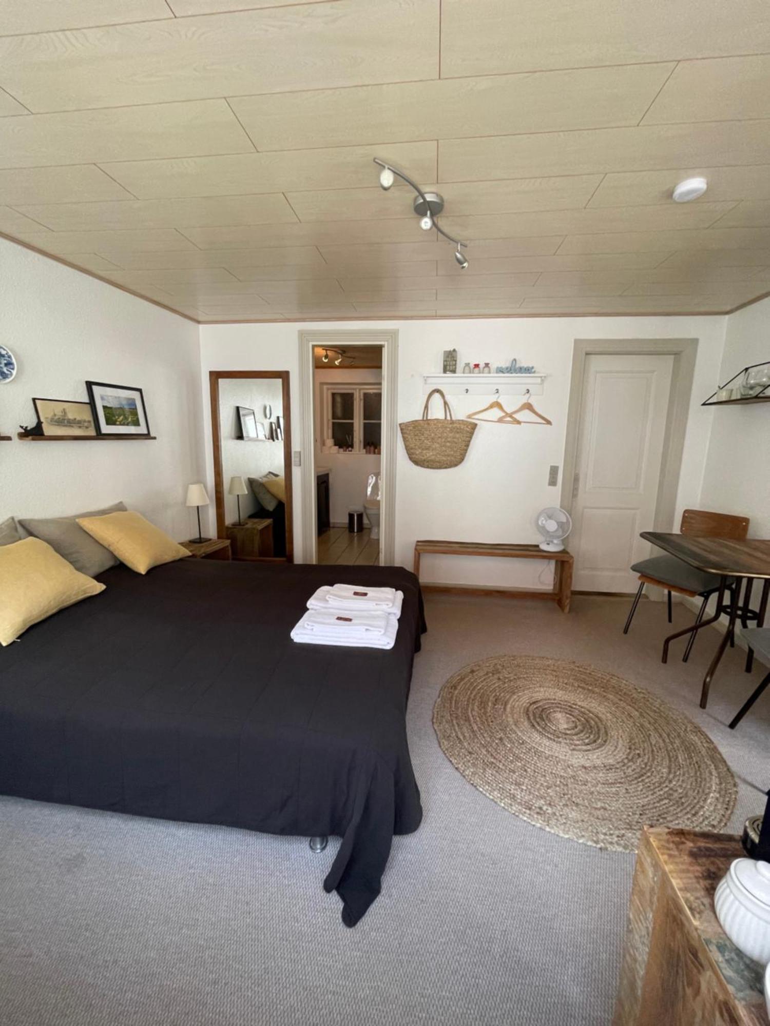 Restaurant Saelhunden Bed & Breakfast รีเบอ ภายนอก รูปภาพ